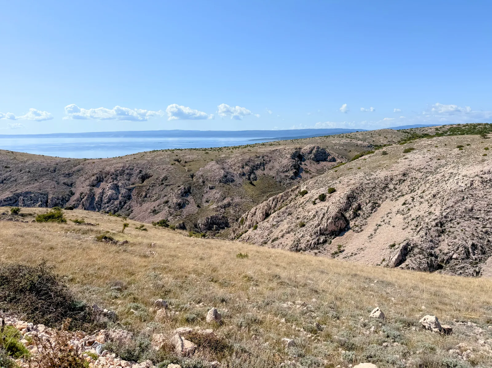 Sunburnt hills on the way back from Stara Baška